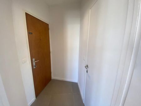 Tof appartement met 2 ruime kamers en een lichtrijke woonkamer - Foto 4