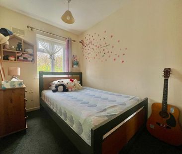 2 bedroom semi-detached house to rent - Photo 5