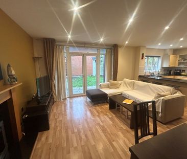 Princess Mary Close, Guildford, Surrey, GU2 - Photo 4