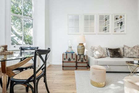 Bassett Road - Photo 3