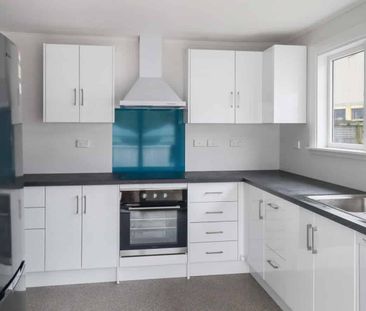 Life By The Beach!! - Photo 4