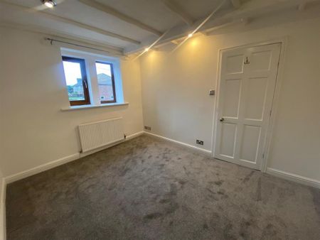 2 bedroom terraced house to rent - Photo 3