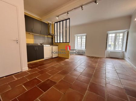 Maison à louer, 3 pièces - Bourg 33710 - Photo 5