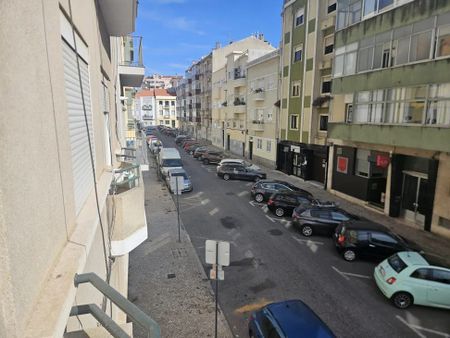 Rua Doutor António Martins, Lisbon, Lisbon 1070-093 - Photo 3