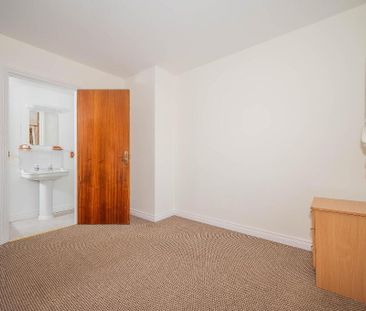 26 Laganvale Manor, Belfast, BT9 5BE - Photo 4
