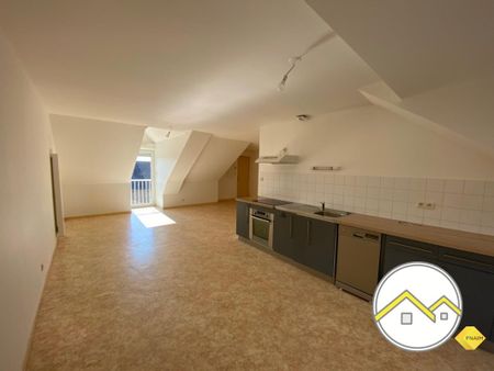 Location Appartement 4 pièces 76m² ST AUBIN DES CHATEAUX 44110 - Photo 2