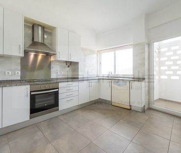 Cascais e Estoril, Lisbon - Photo 6