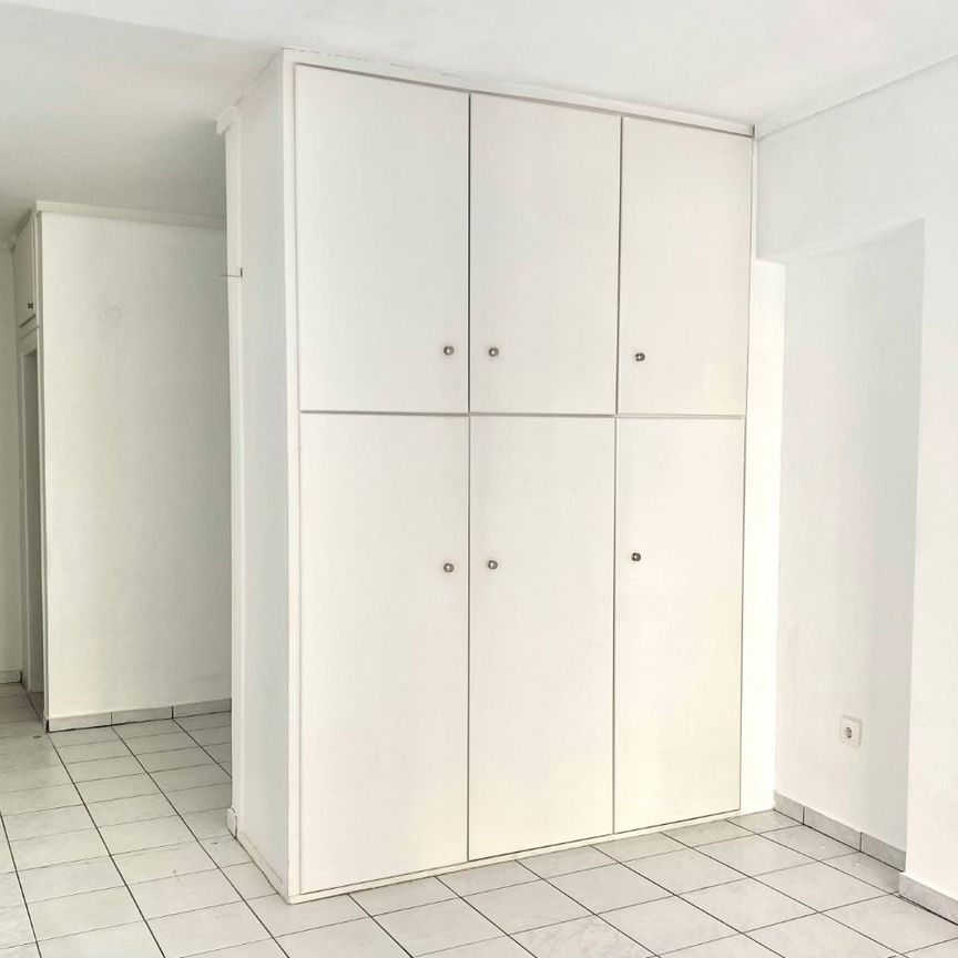 Studio/Γκαρσονιέρα για ενοικίαση Πλατεία Ναυαρίνου (Κέντρο Θεσσαλονίκης) - Photo 1