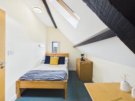 4 bedroom flat to rent - Photo 5