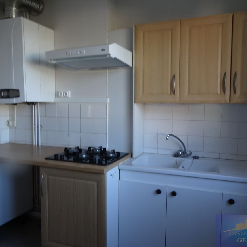 Location Appartement 3 pièces 51m² LOURDES 65100 - Photo 1