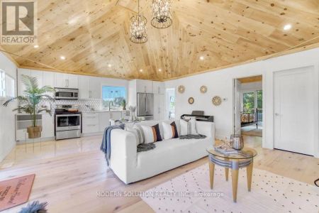 43 HARMONY AVENUE - Photo 2