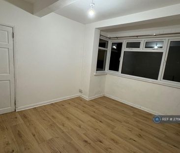 4 bedroom terraced house to rent - Photo 5