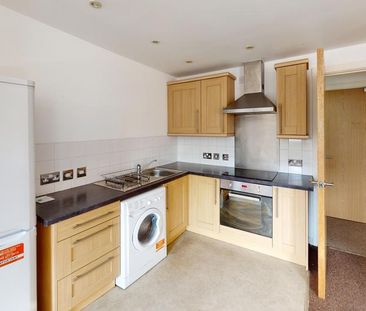 2 bedroom apartment to rent - Photo 4