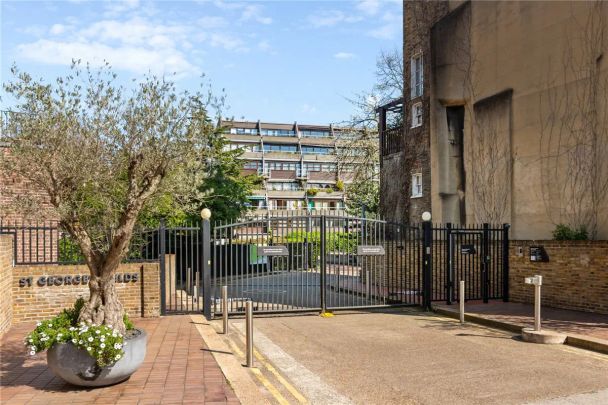 1 bedroom flat in St. Georges Fields - Photo 1