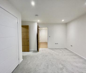 2 bedroom apartment to rent - Photo 6