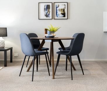 Spacious One Bedroom Plus Study Unit - Photo 1