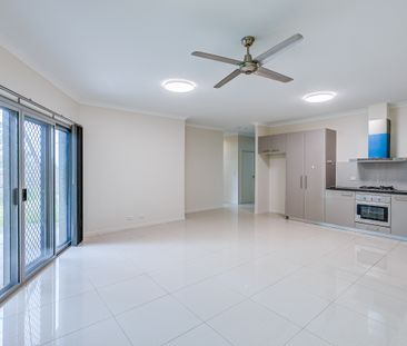 B/1 Oates Avenue, Woodridge QLD 4114 - House For Rent | Domain - Photo 5