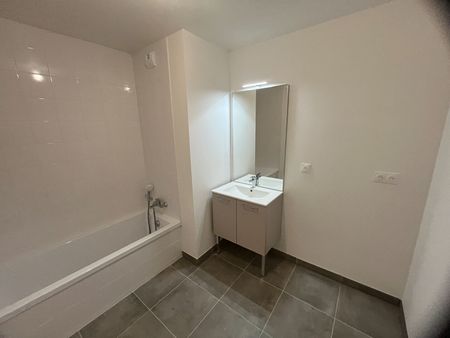 Location appartement 4 pièces, 89.28m², Challans - Photo 2