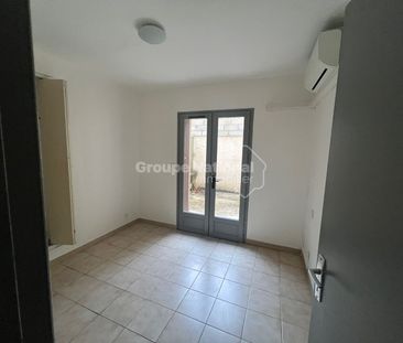 Appartement de village avec petite cour, - Photo 1