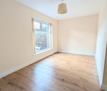 2 bedroom property to rent - Photo 2