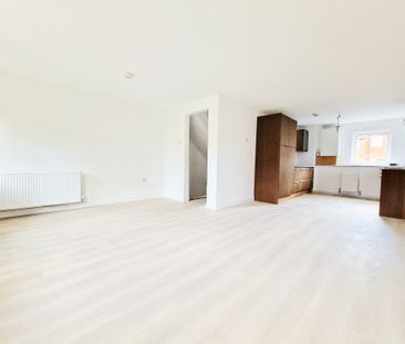 Bloomfield Court, Preston - Photo 6