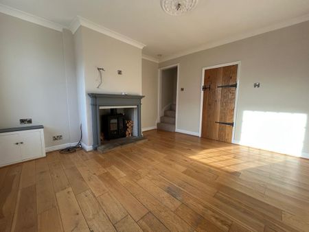 3 bedroom end of terrace house to rent - Photo 3