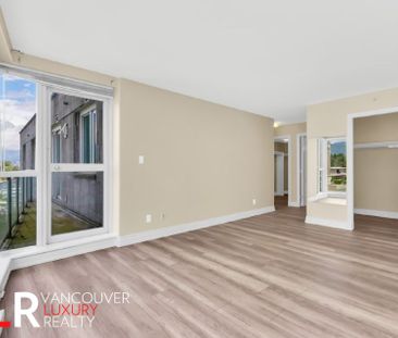 Condo in Downtown Vancouver, BC - Photo 6
