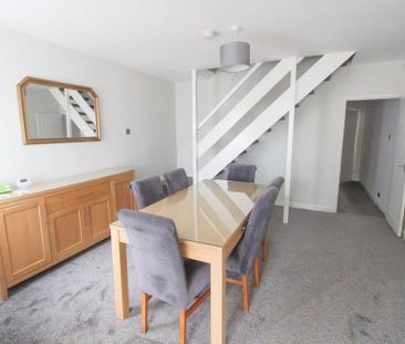 3 bedroom terraced house to rent - Photo 5