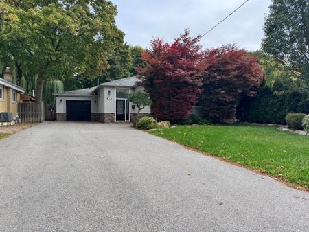 For Lease - 36 Johnson Road Unit# Main, Aurora, Ontario - Photo 2