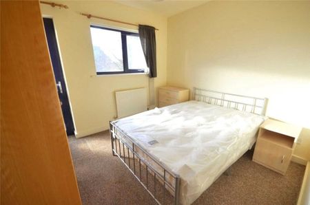 2 Bed Flat, Chichester Road South, M15 - Photo 3