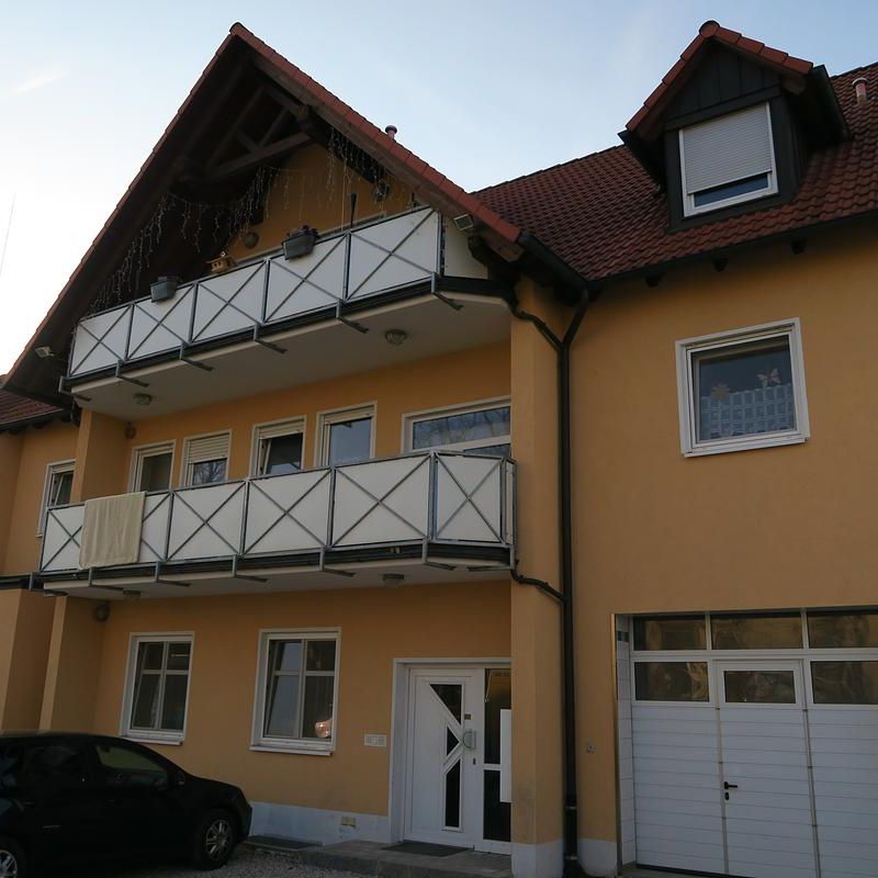 2 Zimmer Wohnung mit großer Dachterrasse in Roßtal, am Bahnhof! - Photo 1