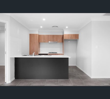 1/5 Livistona Drive, Lochinvar, NSW 2321 - Photo 2