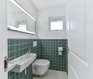 5 bedroom end of terrace house to rent - Photo 5