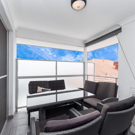 Spacious 2X2 Apartment with Fresh Updates and Unbeatable Convenience - Photo 3