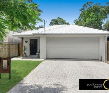 Coastal Living in Thorneside – Spacious Family Home Near the Water - Photo 6