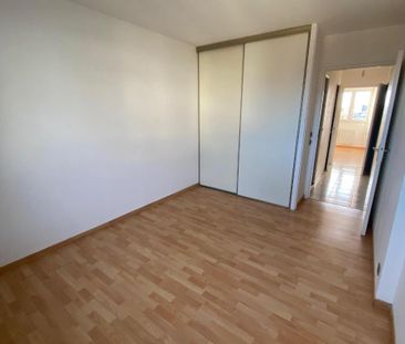 Location Appartement 3 pièces 71m² DECINES CHARPIEU 69150 - Photo 4