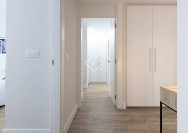 An elegant, modern, fully furnished apartment for rent in the city centre of Vigo, Pontevedra