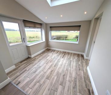 2 bedroom semi-detached house to rent - Photo 6