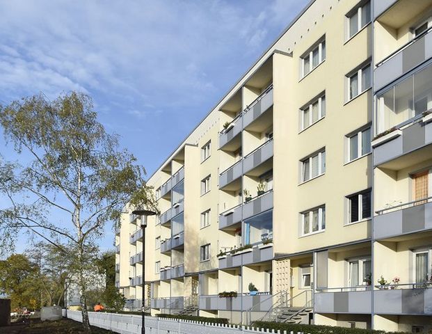 3-Raum-Wohnung Südstadtring 85 - Photo 1