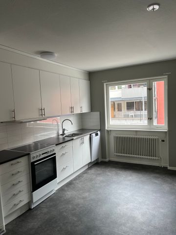 Kalkugnsvägen, Finspång - Photo 2