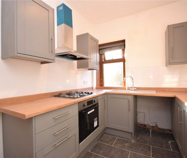 1, Park Road, Rawdon, Leeds, LS19 6HX - Photo 4