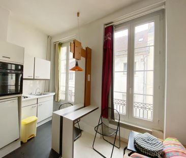 Studio Meublé coeur de ville - Photo 1