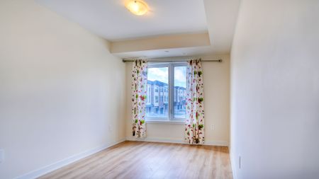 For Lease - 1695 Dersan Street Unit# 324, Pickering, Ontario - Photo 5