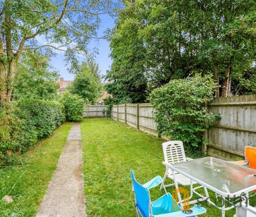 3 bedroom terraced house to rent - Photo 6