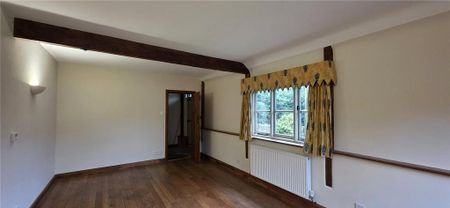 2 bedroom barn conversion to rent - Photo 2