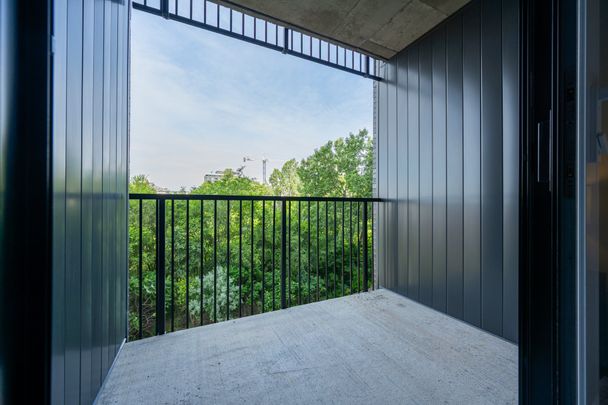 Av. Pierre-De Coubertin, H1N 0E9, Montréal - Photo 1