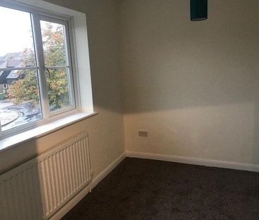 2 bedroom semi-detached house to rent - Photo 5