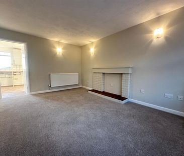 3 bedroom House To Let - Photo 3
