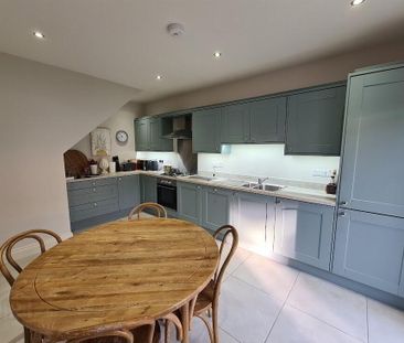 8 Helens Wood Lane, Bangor, BT19 1GE - Photo 6