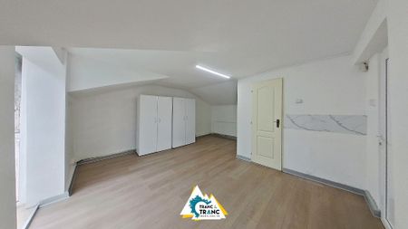 Clădire cu 4 camere, perfectă pentru cazarea muncitorilor – zona Făt-F - Fotografie 4